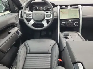 2026 Land Rover Discovery
