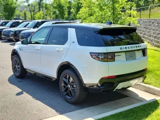 2026 Land Rover Discovery Sport Landmark