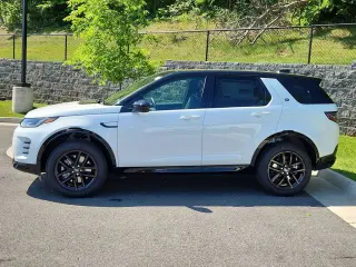 2026 Land Rover Discovery Sport Landmark
