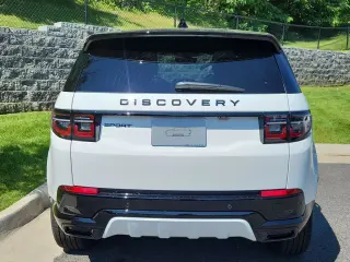 2026 Land Rover Discovery Sport Landmark