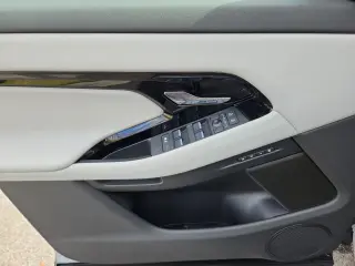 2026 Land Rover Range Rover Evoque