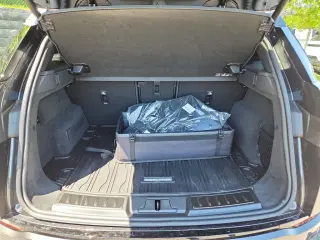 2026 Land Rover Range Rover Evoque Hoxton Edition