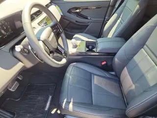 2026 Land Rover Range Rover Evoque Hoxton Edition