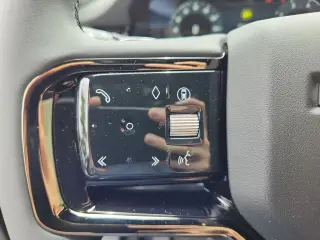 2026 Land Rover Range Rover Evoque Hoxton Edition