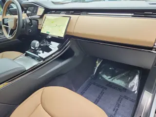 2026 Land Rover Range Rover Sport