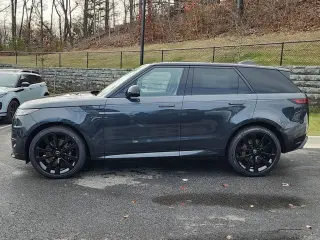 2025 Land Rover Range Rover Sport