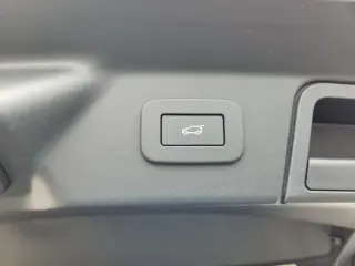 2026 Land Rover Range Rover Velar