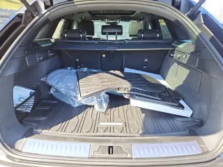 2026 Land Rover Range Rover Velar