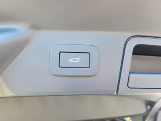 2026 Land Rover Range Rover Velar
