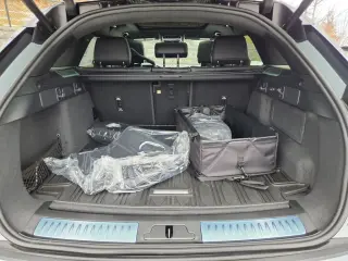2026 Land Rover Range Rover Velar