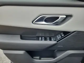 2026 Land Rover Range Rover Velar