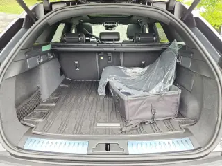 2026 Land Rover Range Rover Velar
