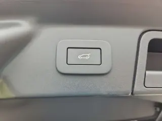 2026 Land Rover Range Rover Velar
