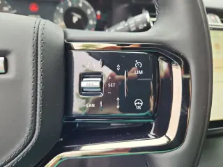 2026 Land Rover Range Rover Velar