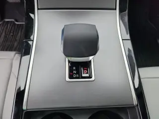 2026 Land Rover Range Rover Velar