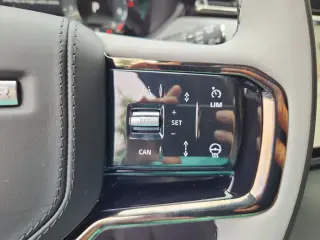 2026 Land Rover Range Rover Velar