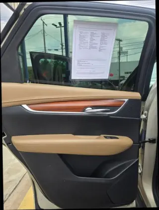 2017 CADILLAC XT5