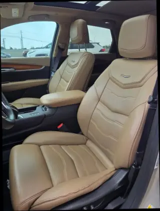 2017 CADILLAC XT5
