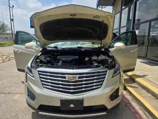 2017 CADILLAC XT5