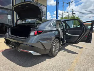 2025 Hyundai Sonata Hybrid
