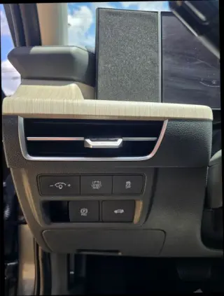 2025 Hyundai Sonata Hybrid