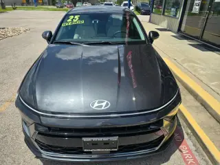 2025 Hyundai Sonata Hybrid