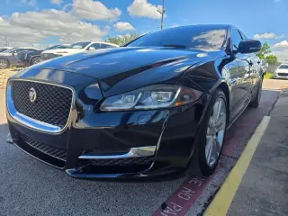 2016 Jaguar XJ