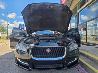 2016 Jaguar XJ
