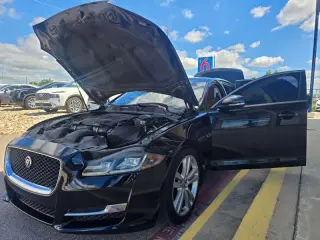 2016 Jaguar XJ
