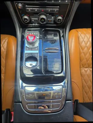 2016 Jaguar XJ