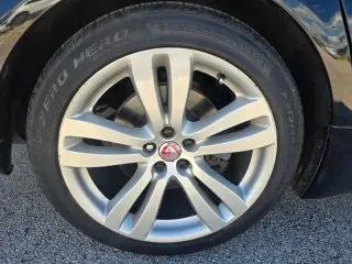 2016 Jaguar XJ