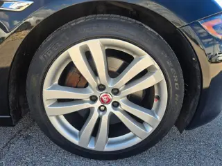 2016 Jaguar XJ