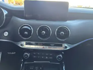 2023 Kia Stinger
