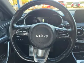 2023 Kia Stinger