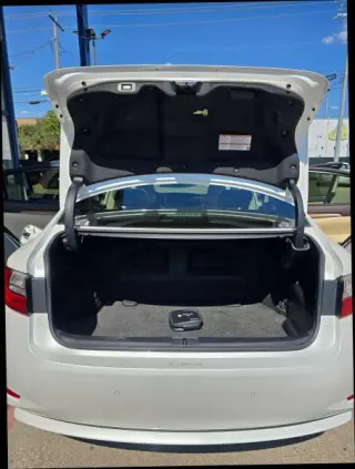 2017 LEXUS ES 300h