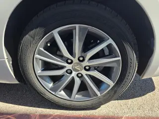 2017 LEXUS ES 300h