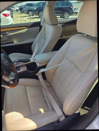 2017 LEXUS ES 300h