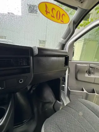 2024 Chevrolet EXPRESS 2500