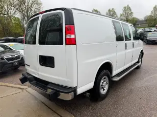 2024 Chevrolet EXPRESS 2500