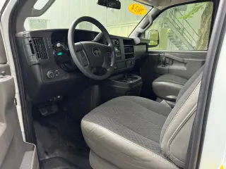2024 Chevrolet EXPRESS 2500