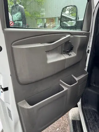 2024 Chevrolet EXPRESS 2500