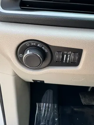 2023 Chrysler Voyager