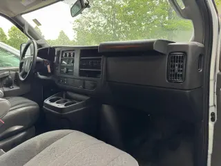 2024 GMC Savana 2500