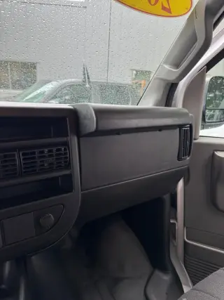 2024 GMC Savana 2500