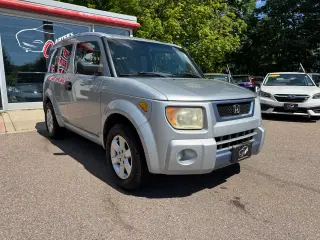 2004 Honda Element