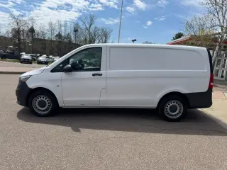 2020 Mercedes-Benz Metris