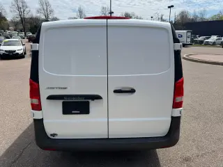 2020 Mercedes-Benz Metris