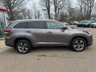 2019 Toyota Highlander Hybrid