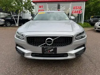 2020 Volvo V90 Cross Country