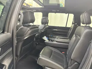 2024 Jeep Grand Wagoneer